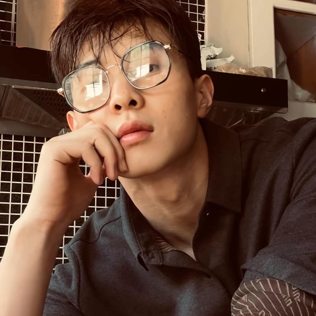 小睿不吃饭