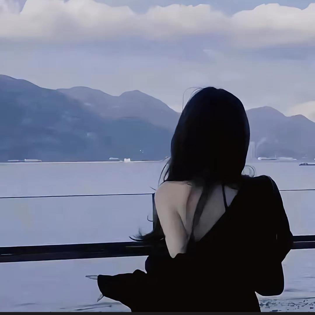 小钿很累.