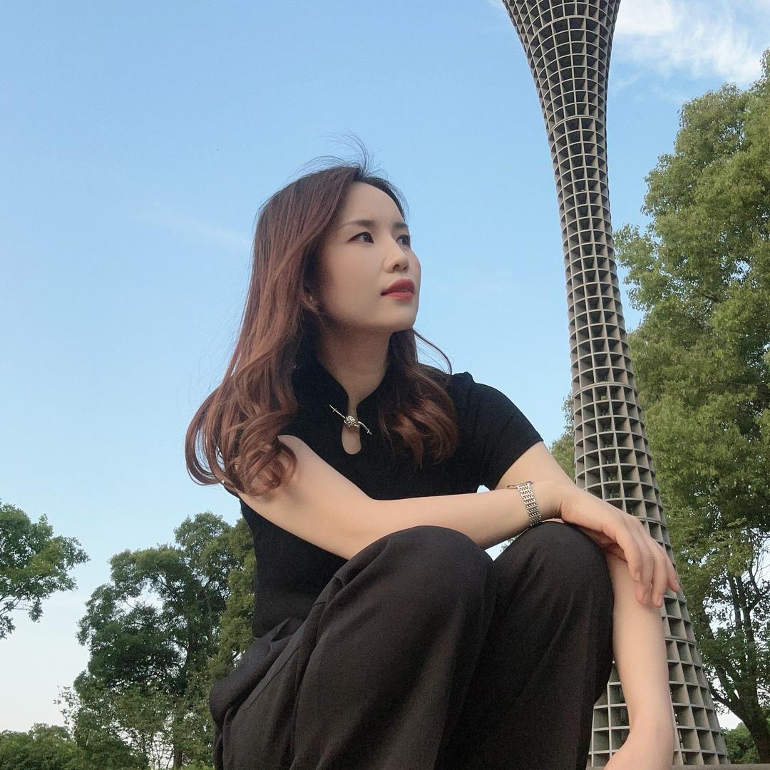 牙牙小个子定制女装