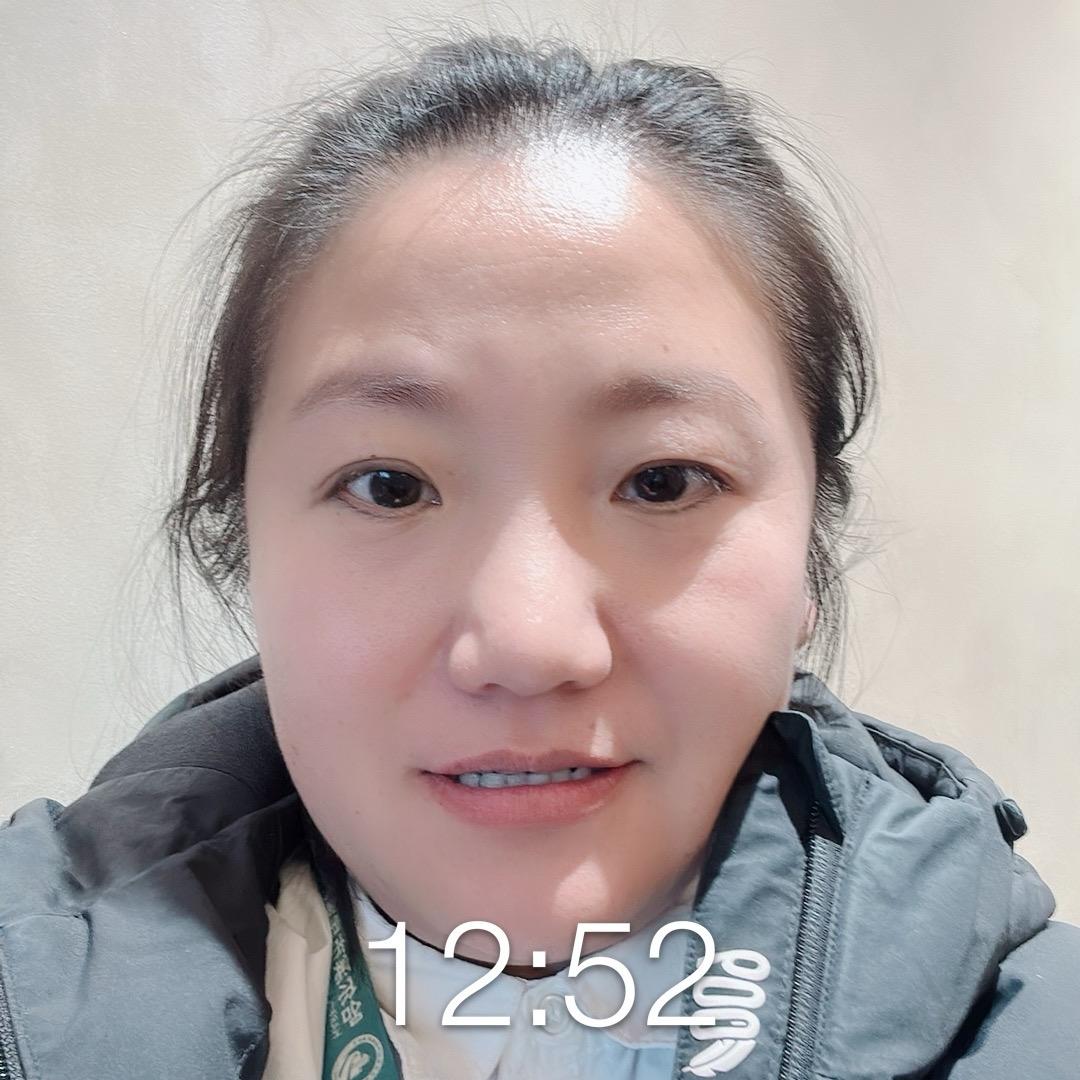 阿城地产潘莹莹