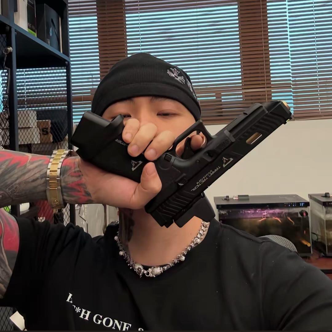 洛 Lxrd