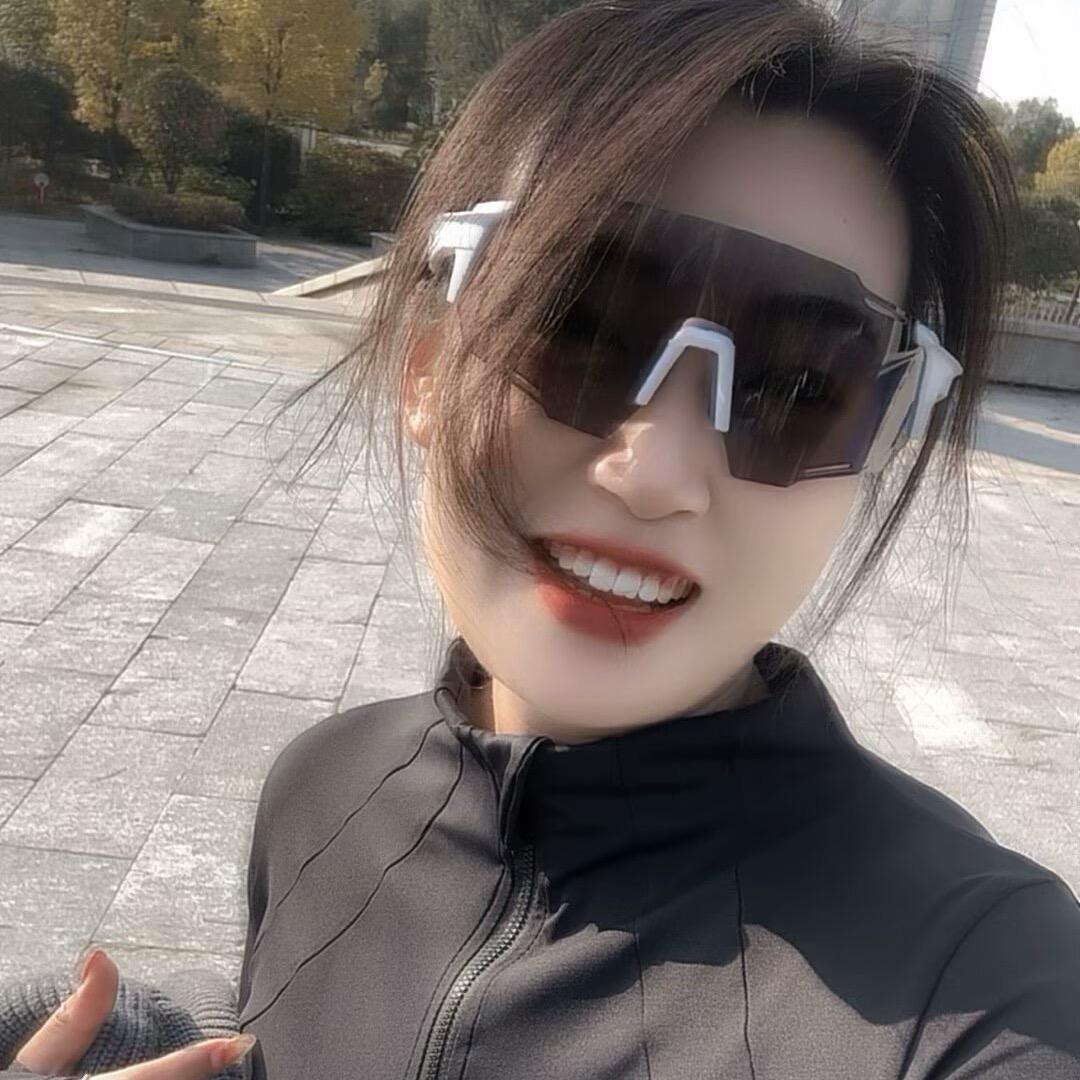 培培♡