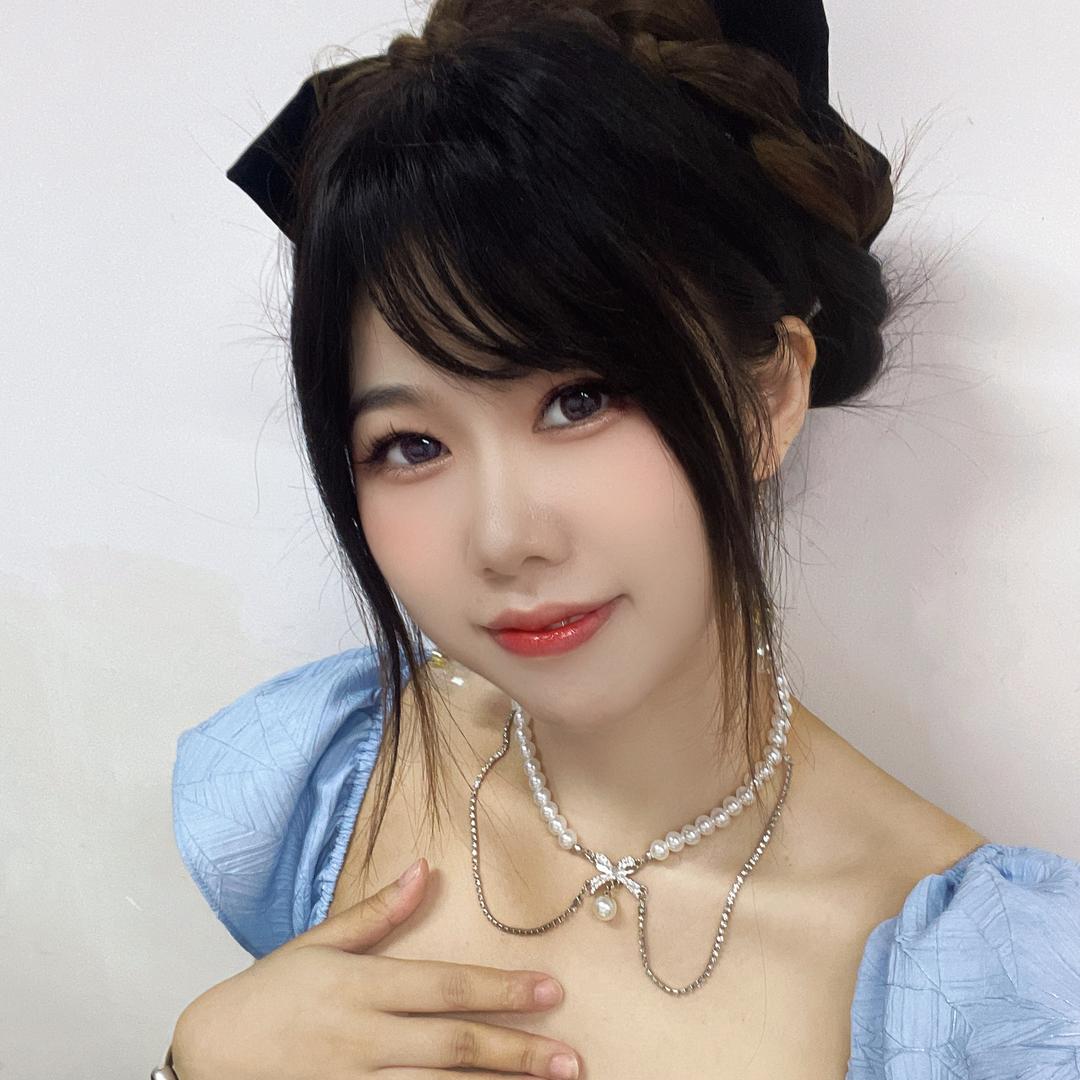 师欣