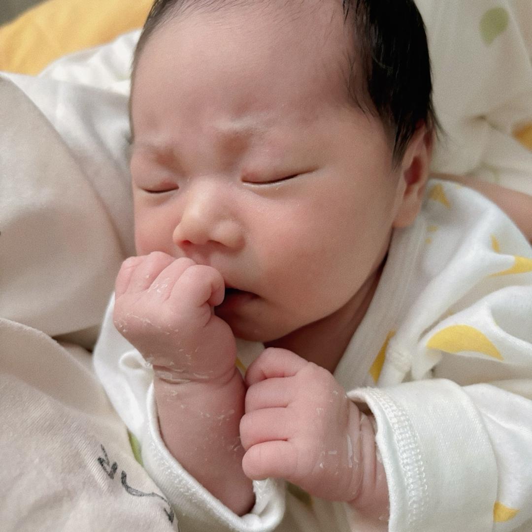 恩珞麻麻吖
