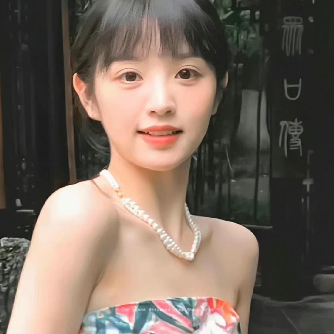 始知相忆深