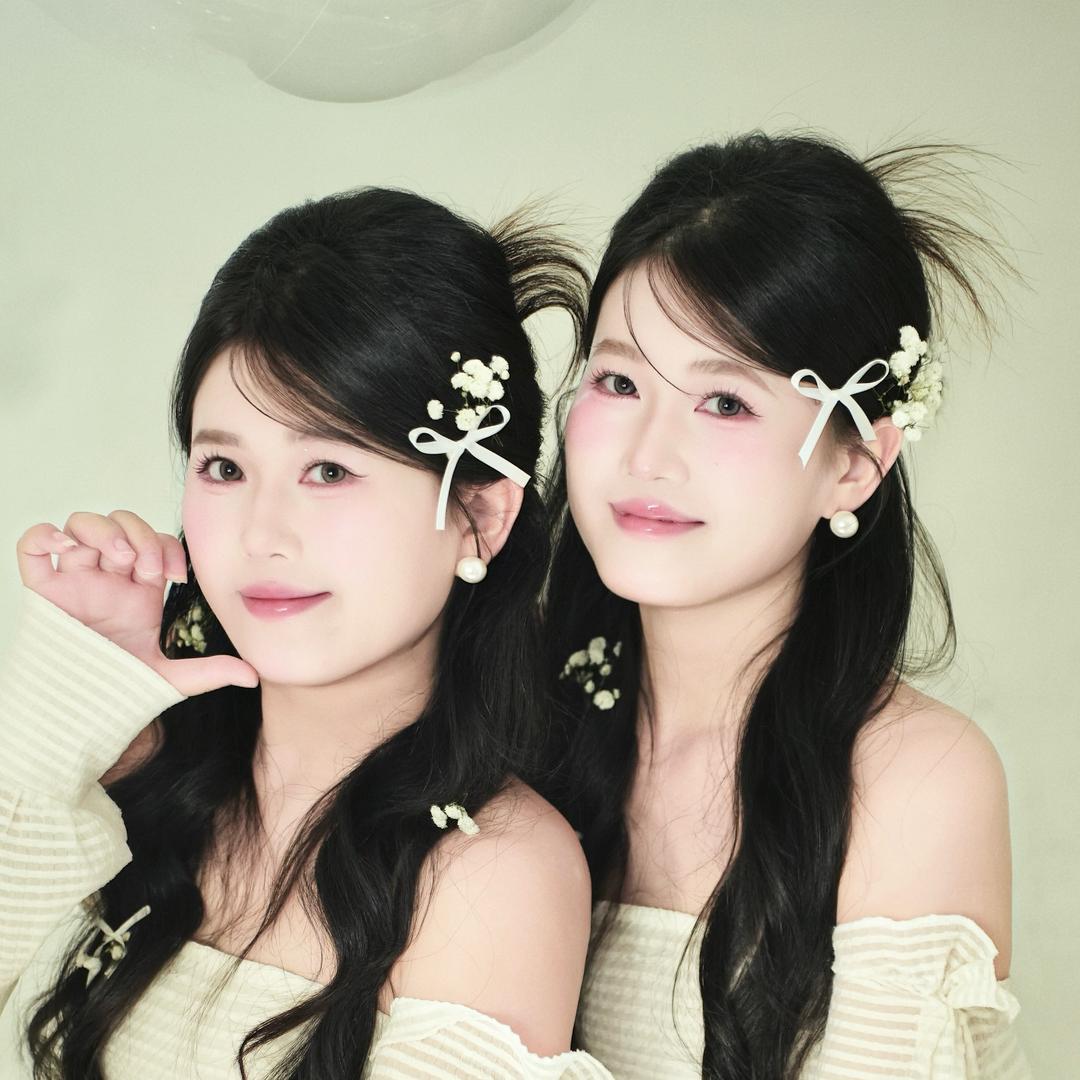 小梅小霞妹妹用的同款在橱窗里