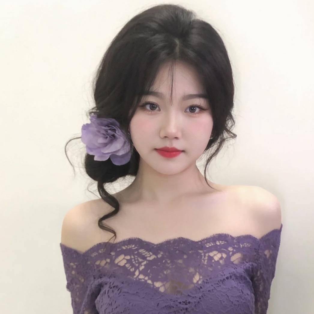 悦悦.