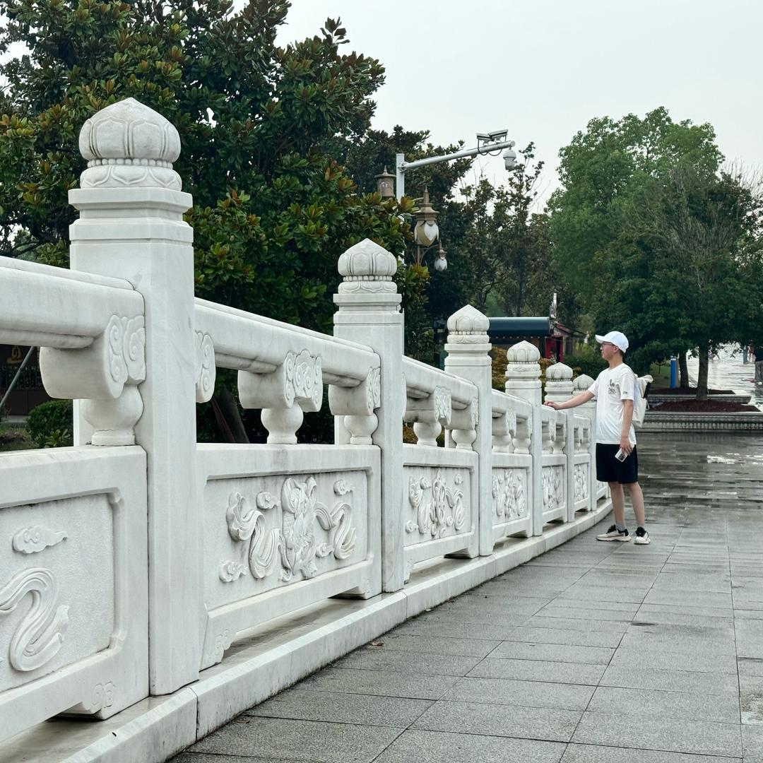 咖喱给给蹦蹦蹦