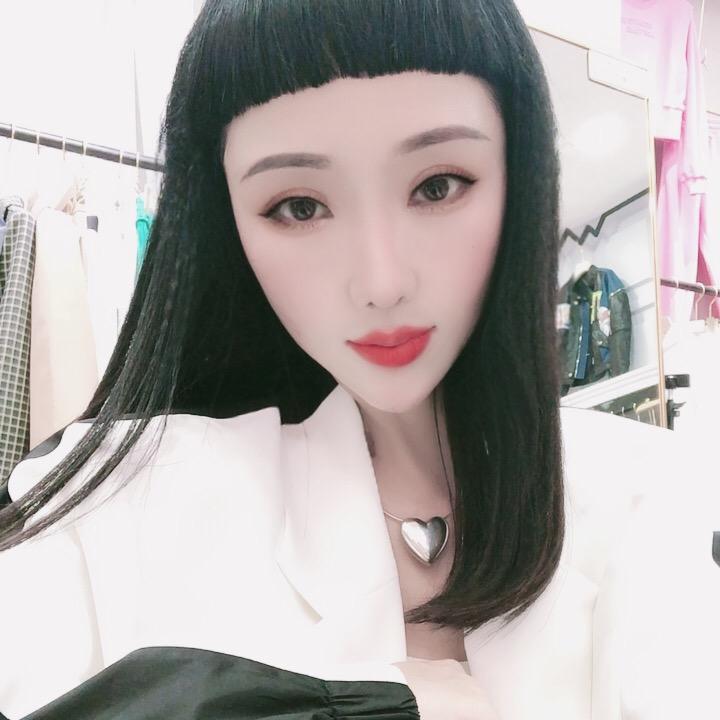 宜山镇伊奢女装