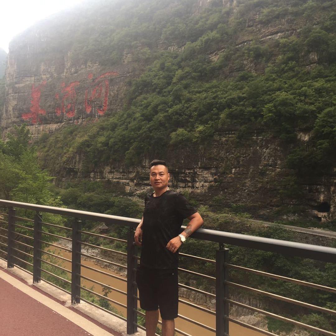 内江市易当回收商行（老刘）