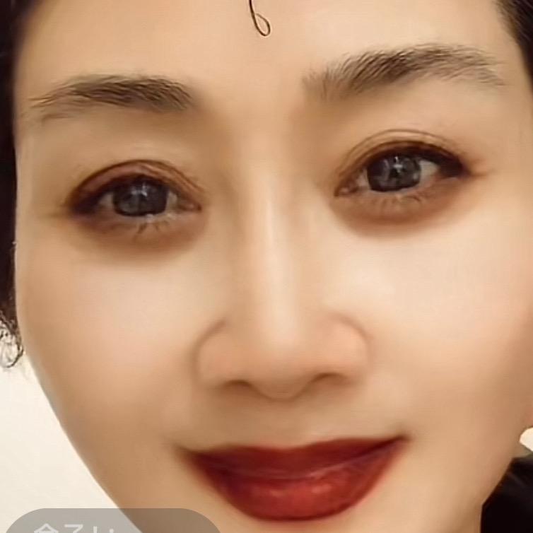 影儿A自信的女人