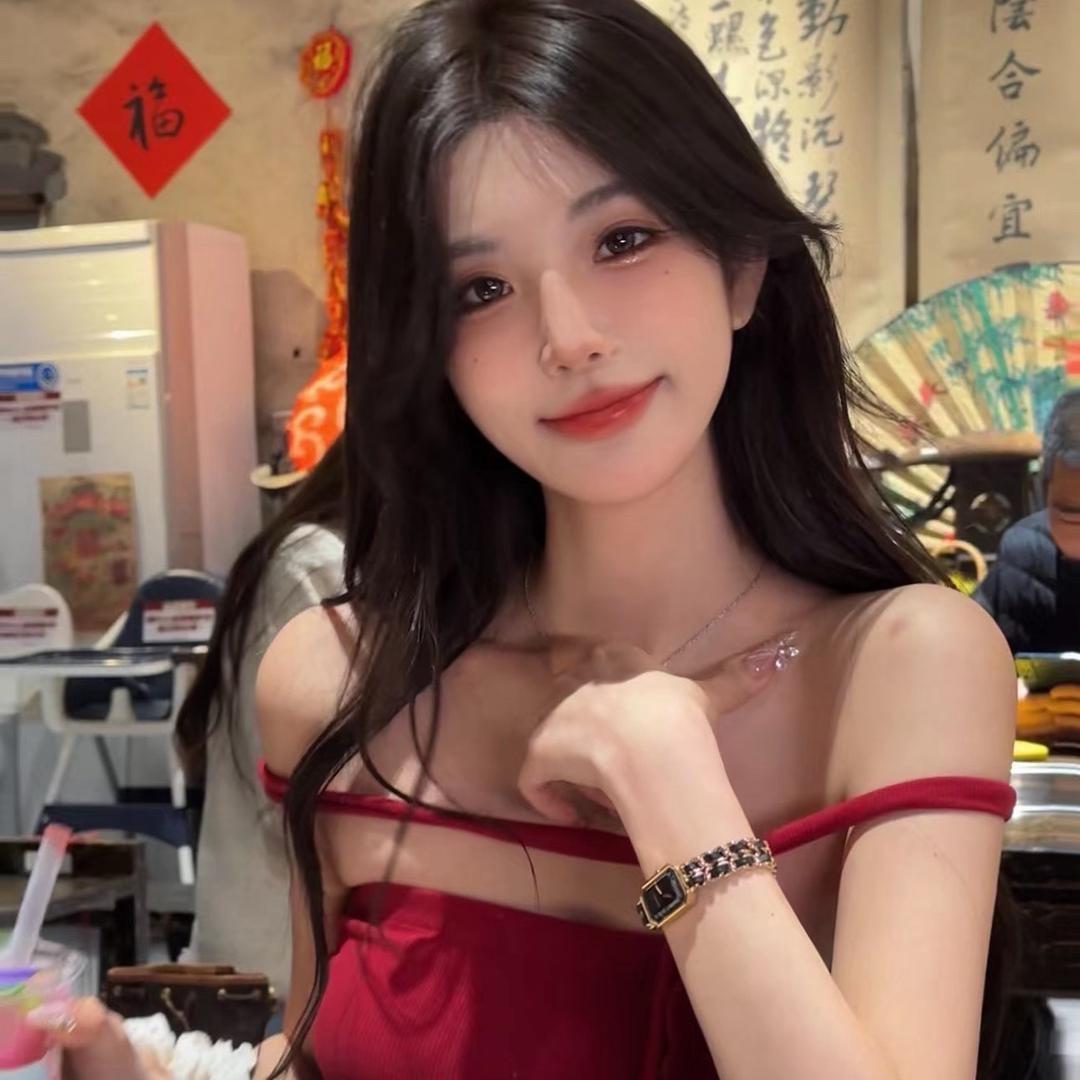 嘟嘟吃饱饱ᥫᩣ🕊