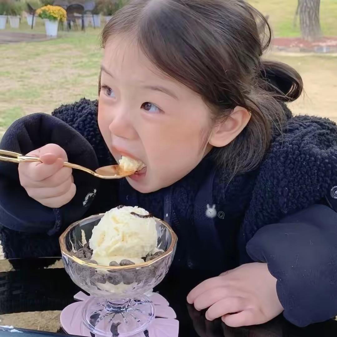 三三的小助理