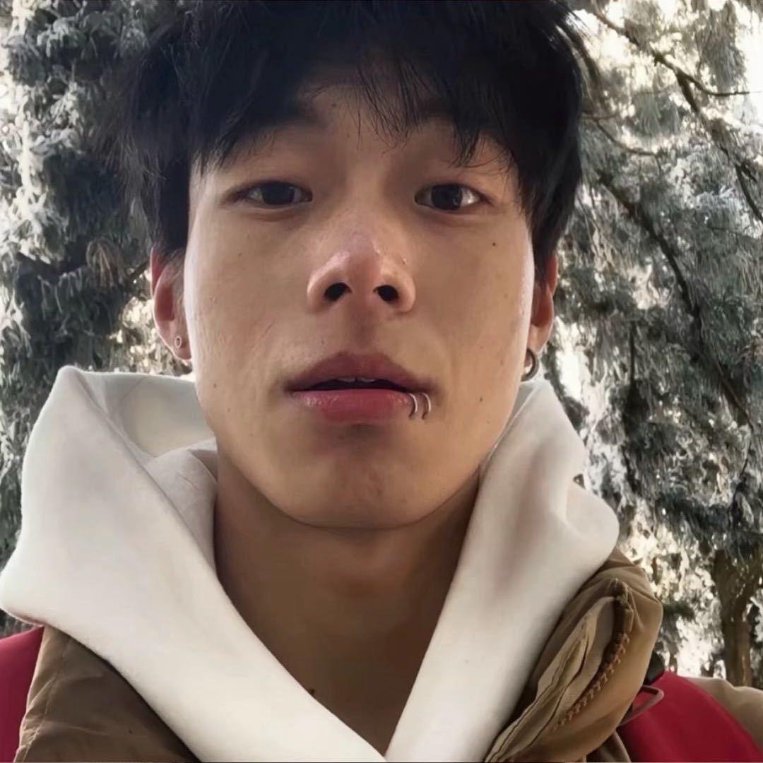 𝙡̶𝙤̶̶̶𝙫̶̶̶𝙚