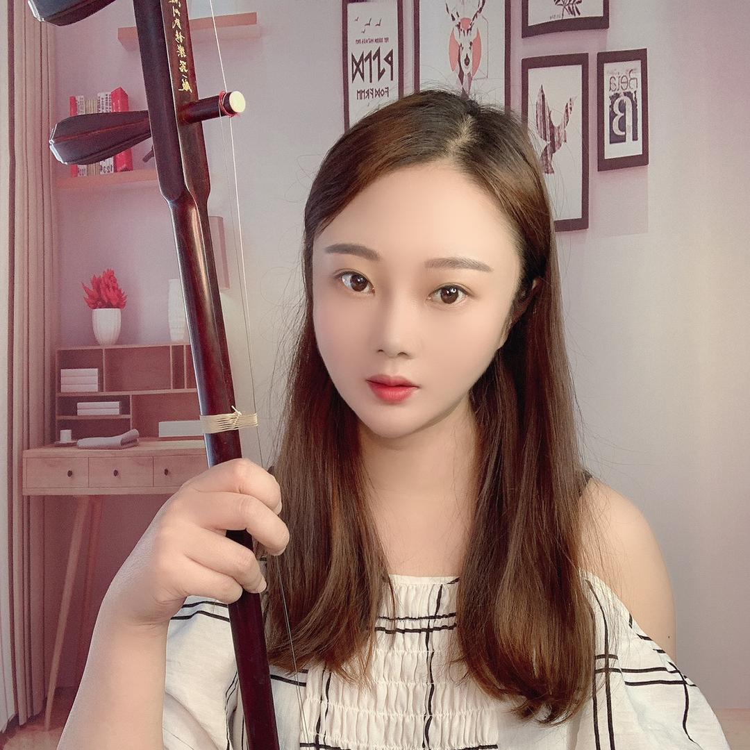 二胡乐乐爱唱歌