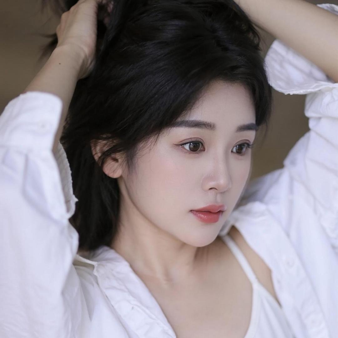 🏘️卖房子的小姐姐👧