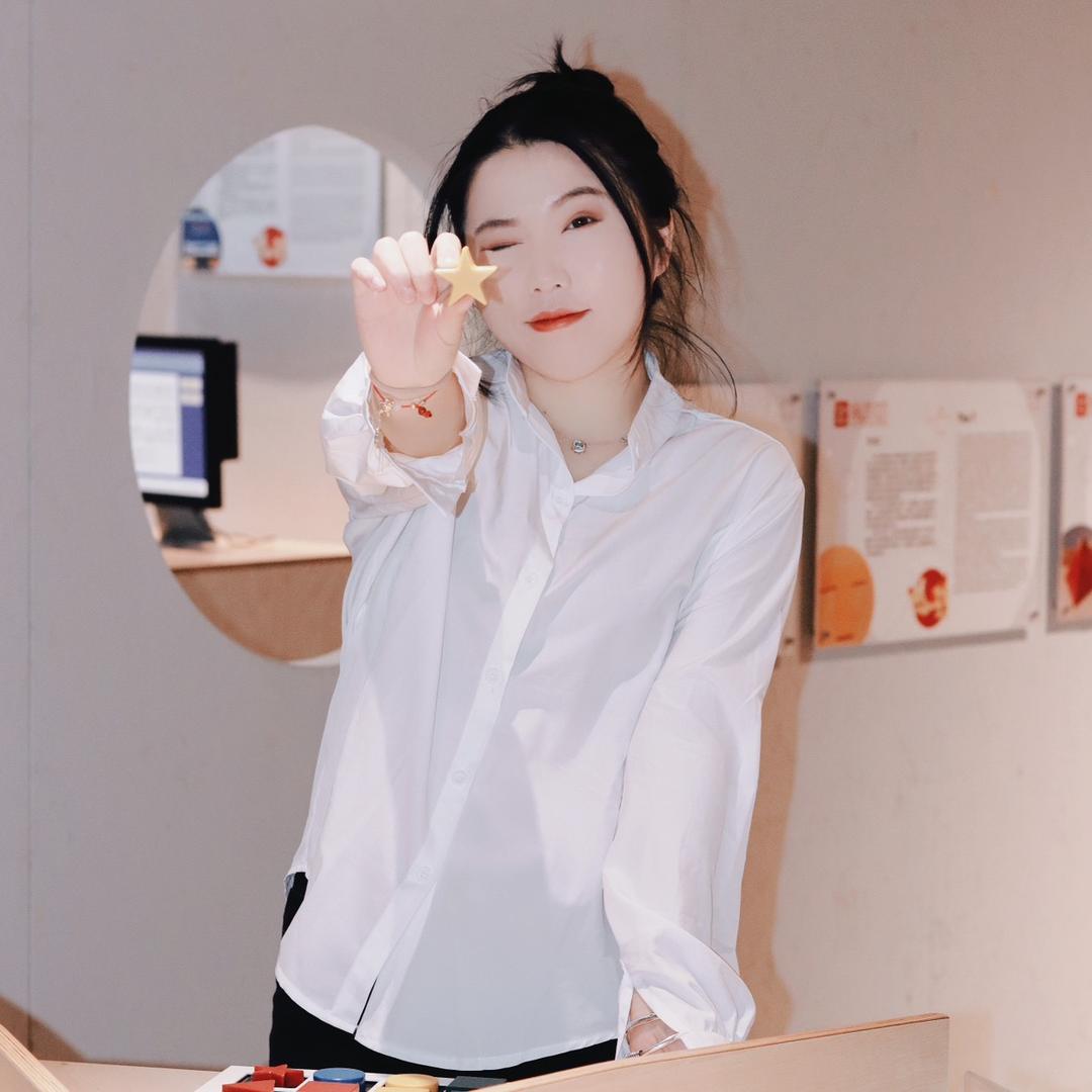 桃子是个小吃货呀