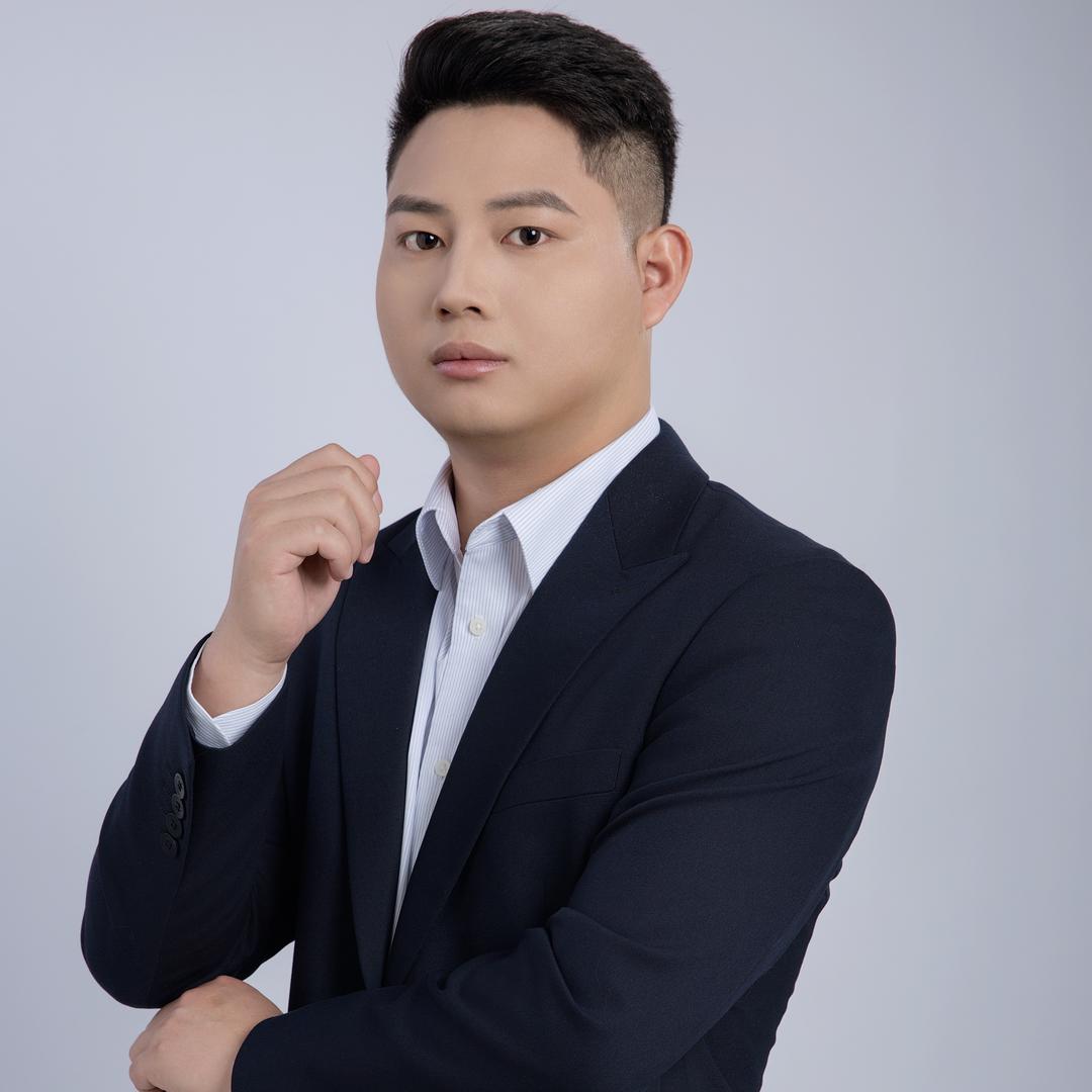 在深圳做金融的-阿成