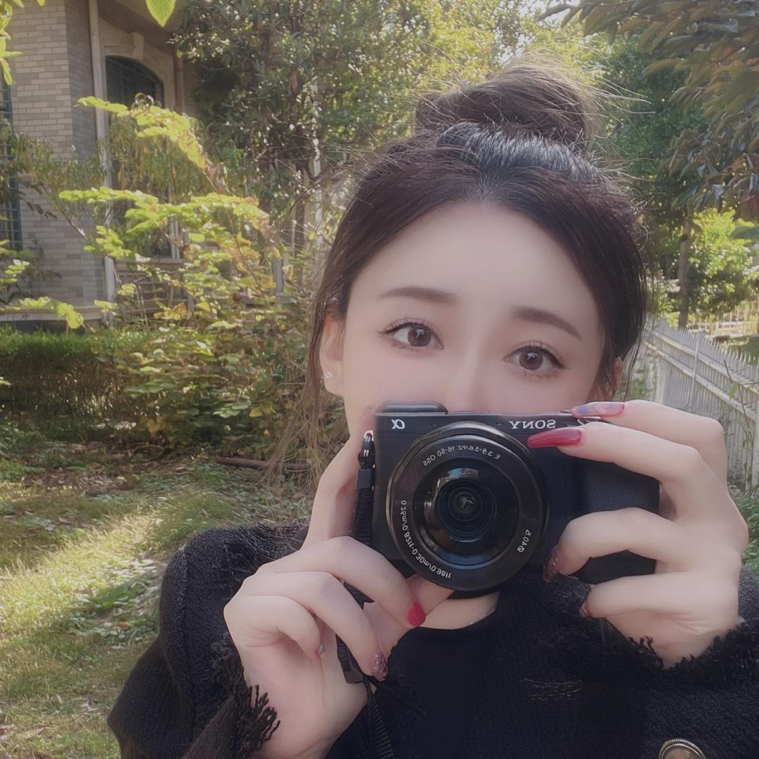 果果子品牌女装