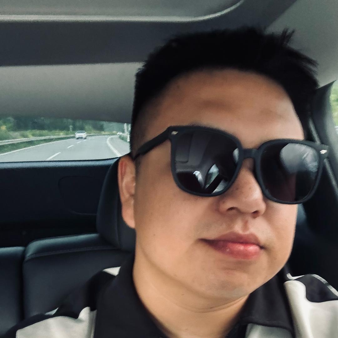 王德发笑哈哈😃