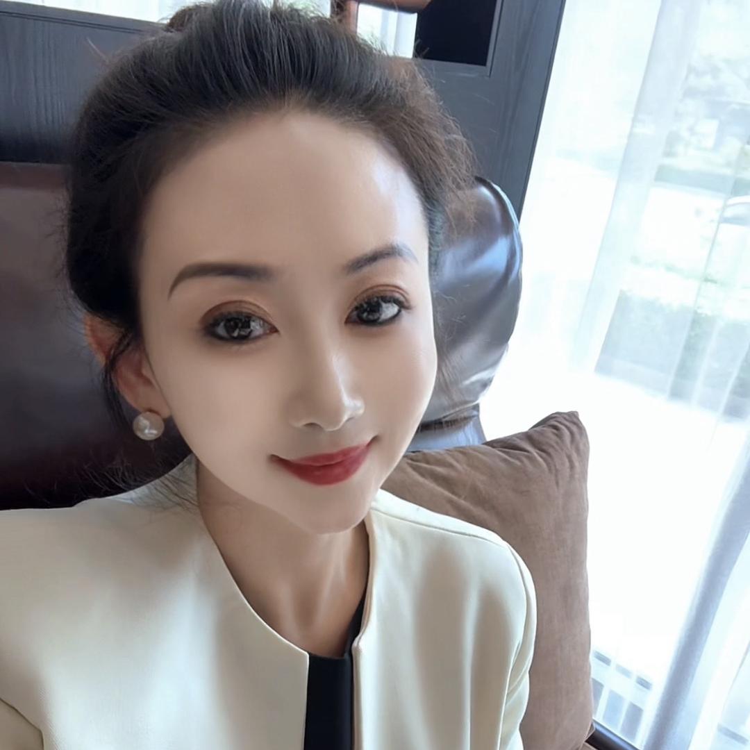 孝义市卓尚服装店