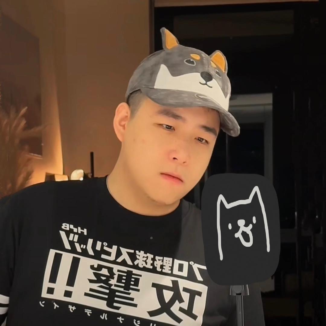一只奶盖狗