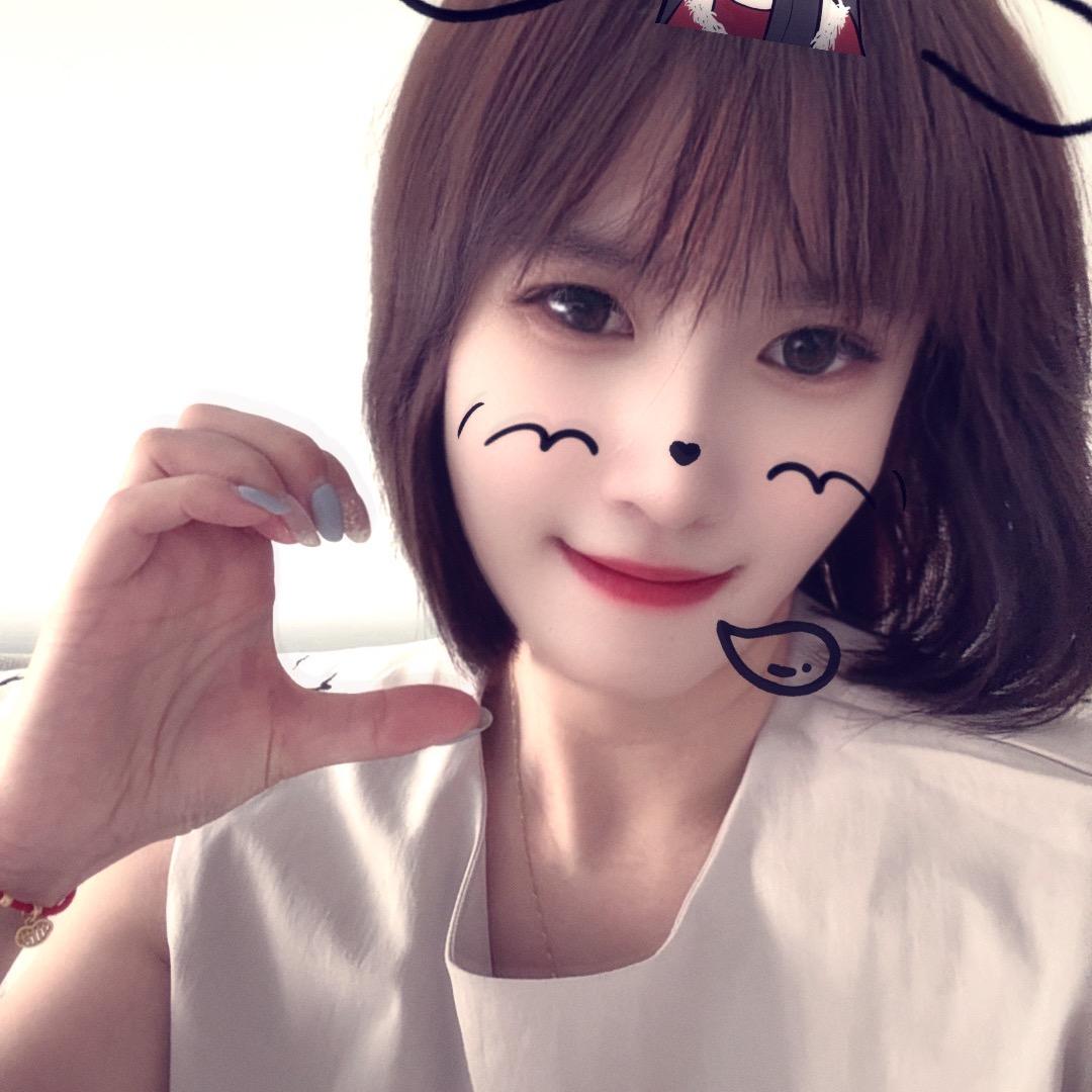 💞贪吃的胖兔子🐰