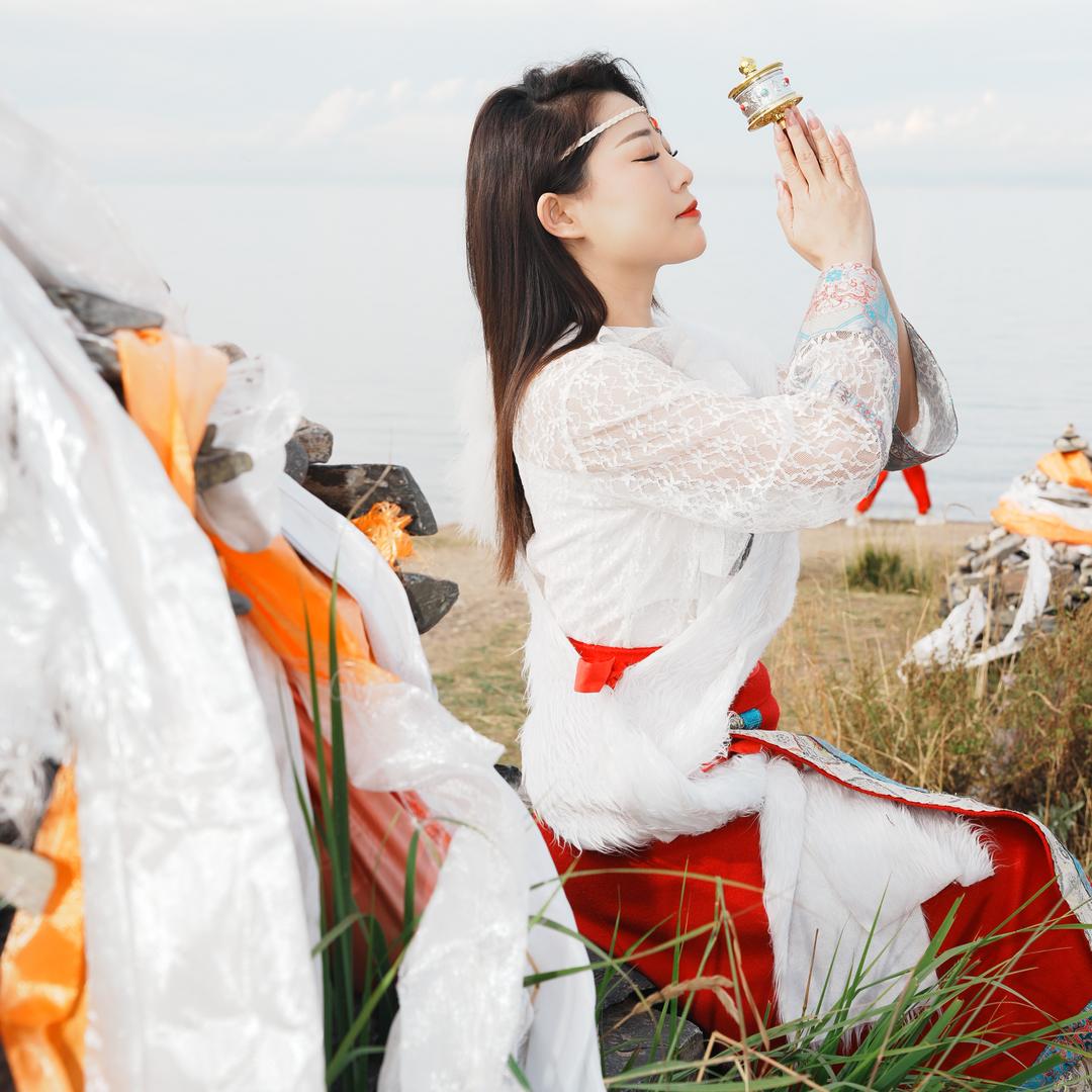 🍷、杨小漫