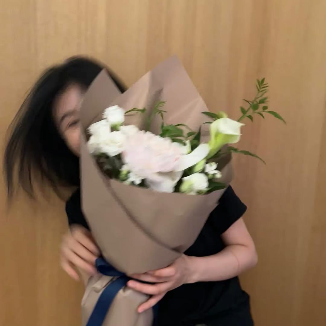 🖤大知闲闲
