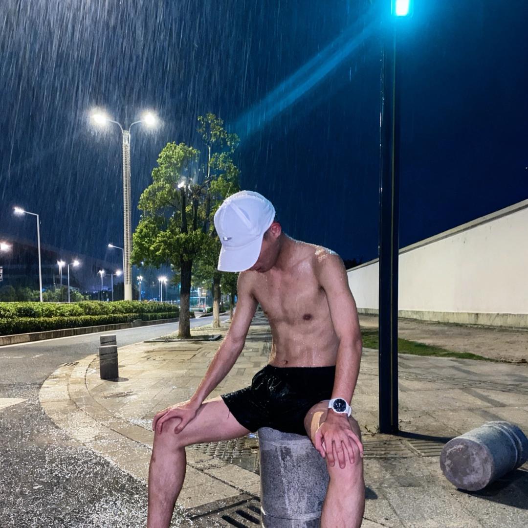 睿智的小陈