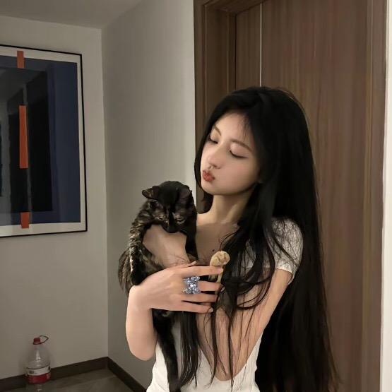 曲靖杨潇百货商行