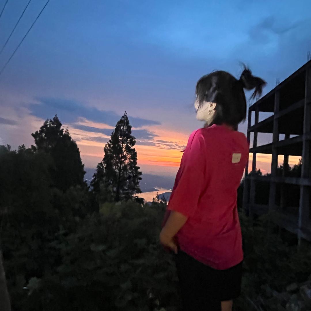 跑山土家谭二妹