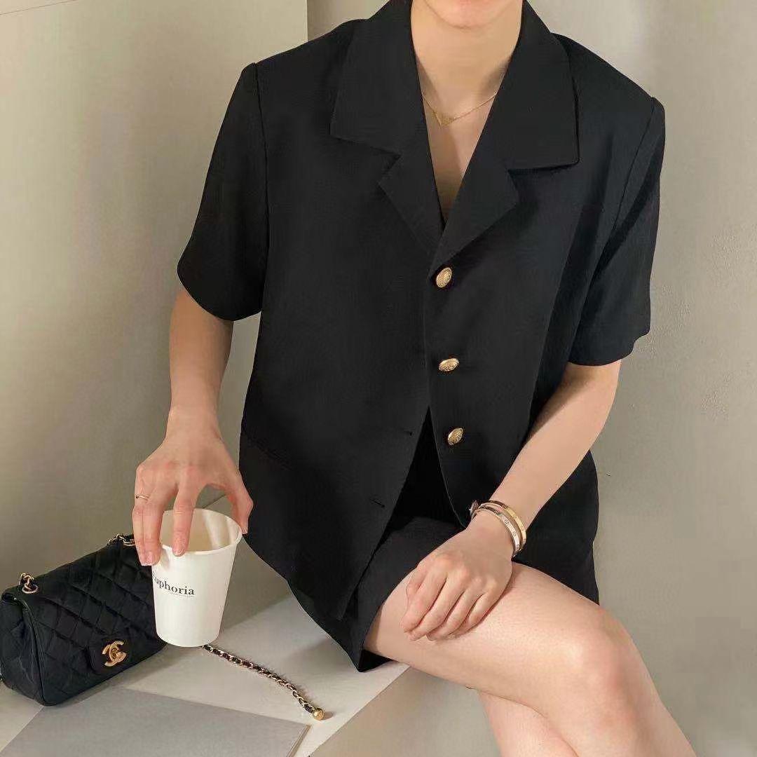 小菠萝服饰