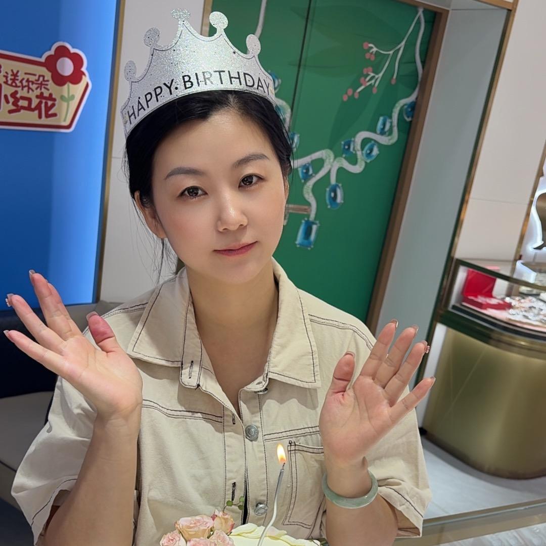 中国珠宝于都 滕滕