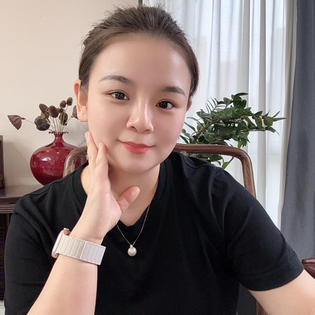 保真日化燕子
