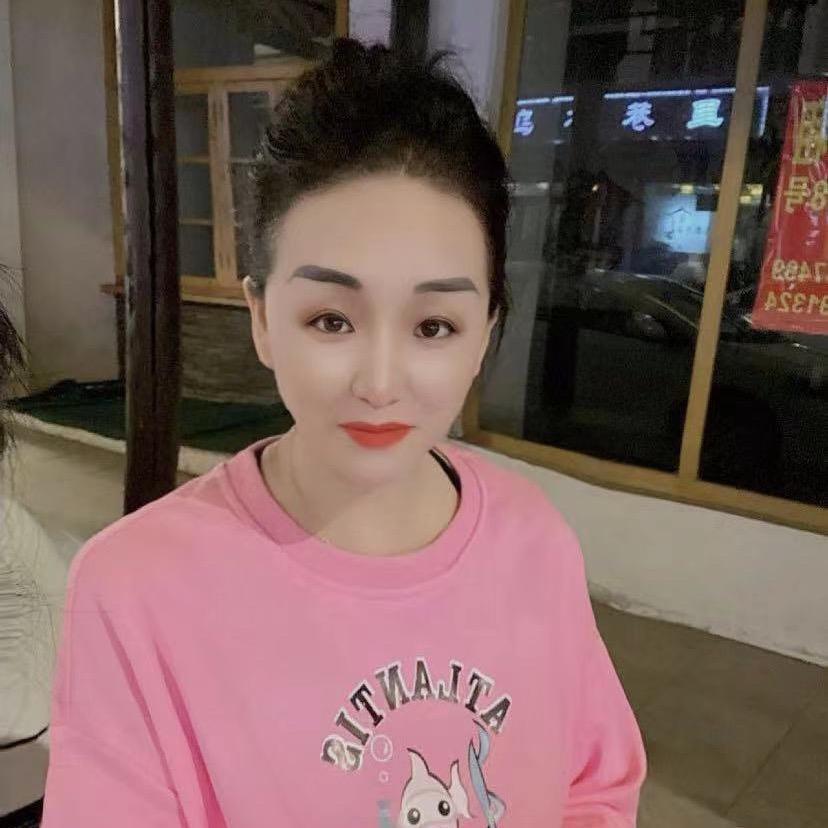 褶衣高档女装红姐服饰大码