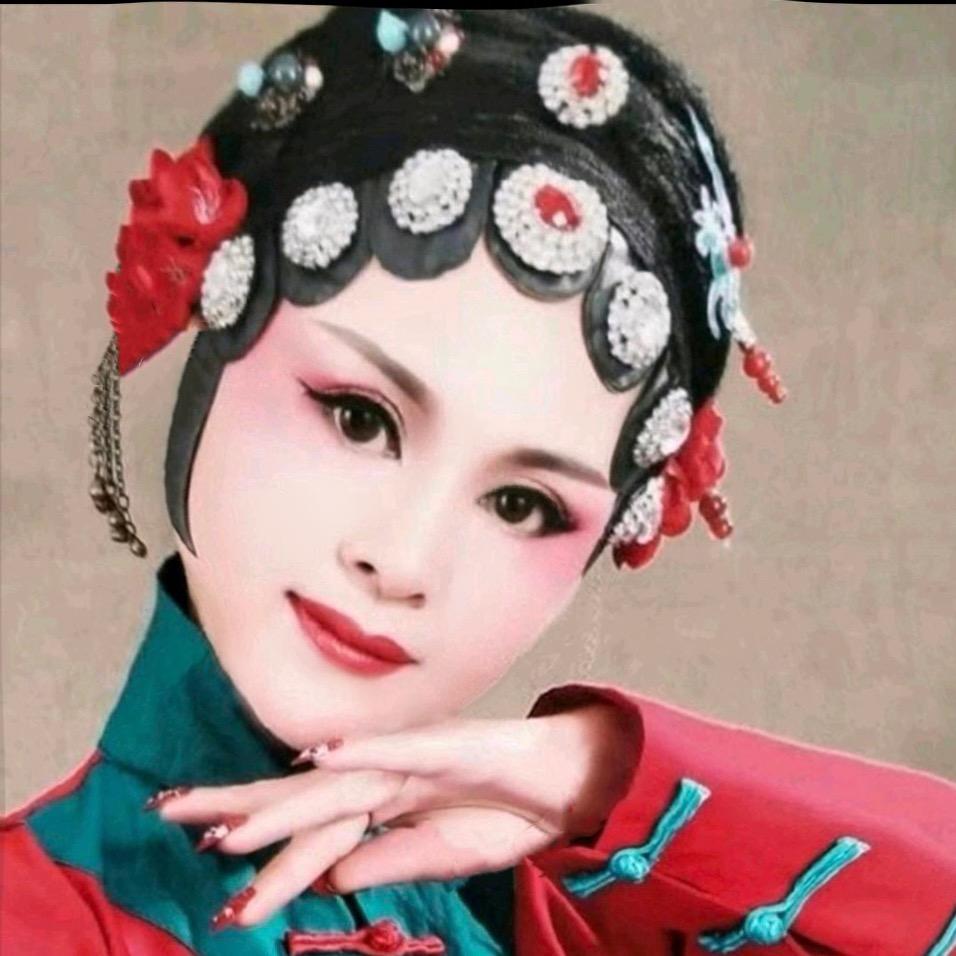 ^燕玲珑^
