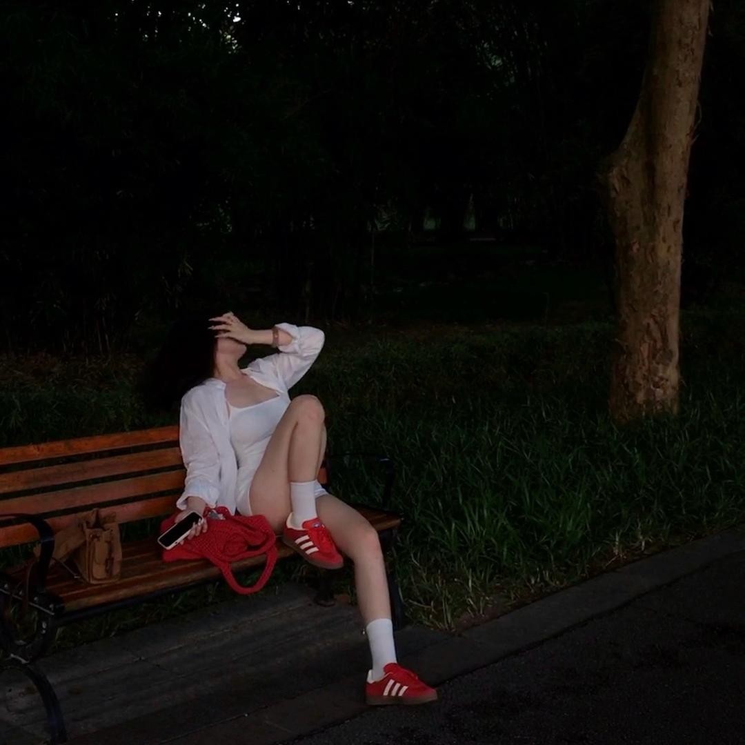 是这个滢