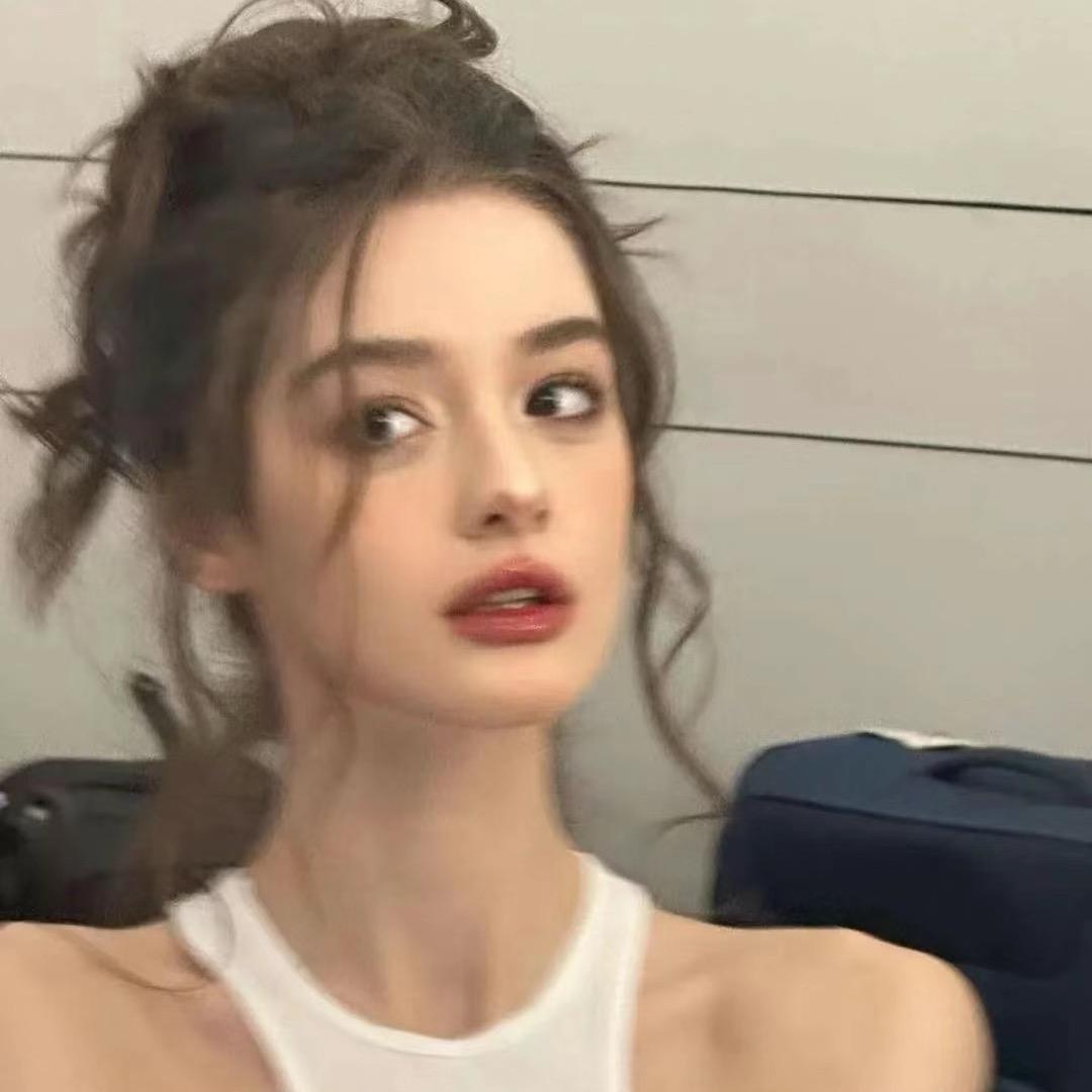 瘦高高