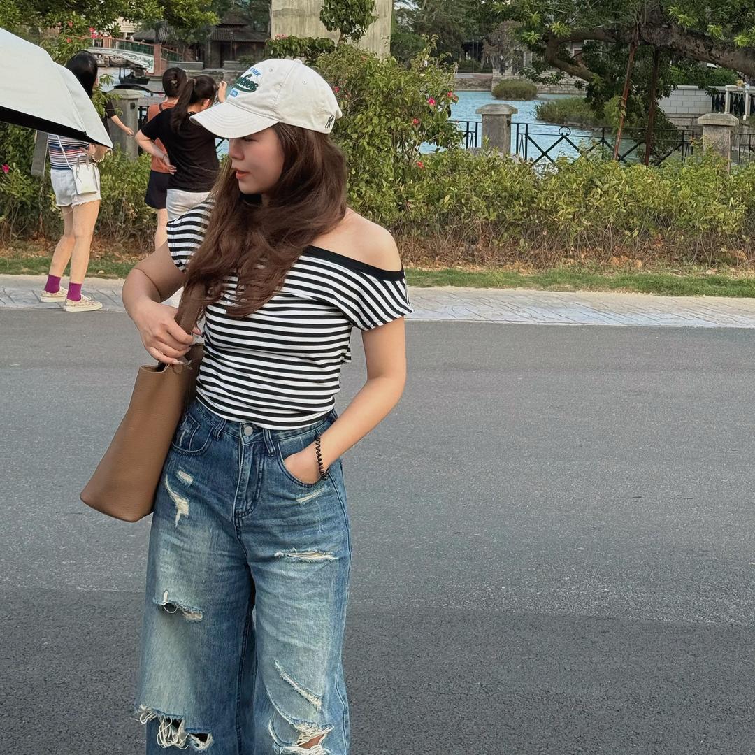 Tina婷婷
