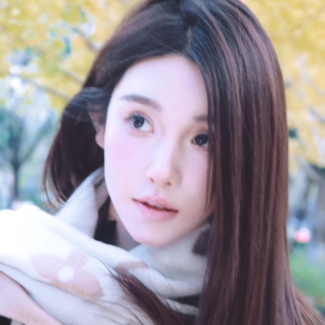 魏奕白