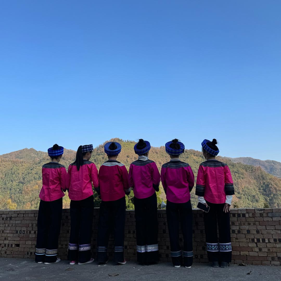 小姐姐（连赞拉黑）