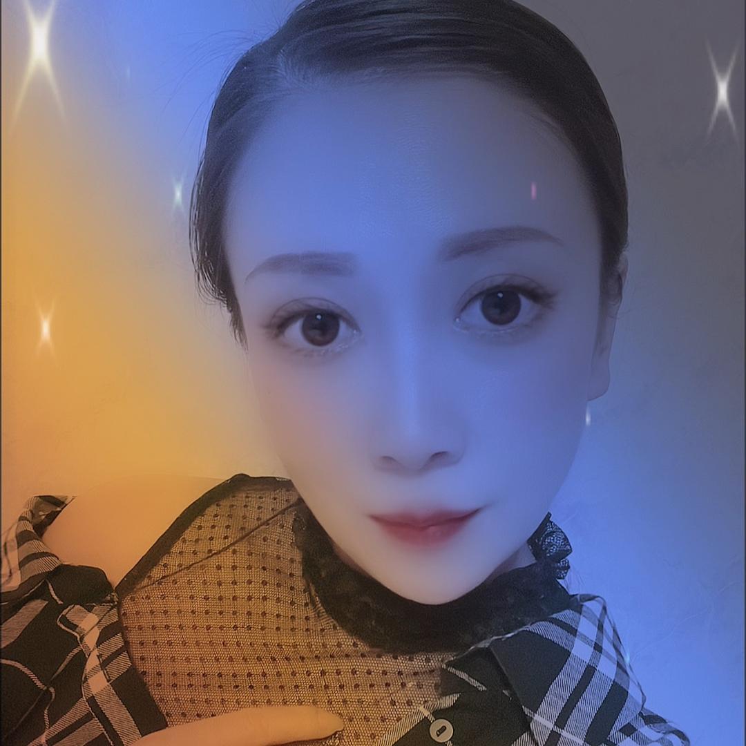 浅色时光爱生活的头像