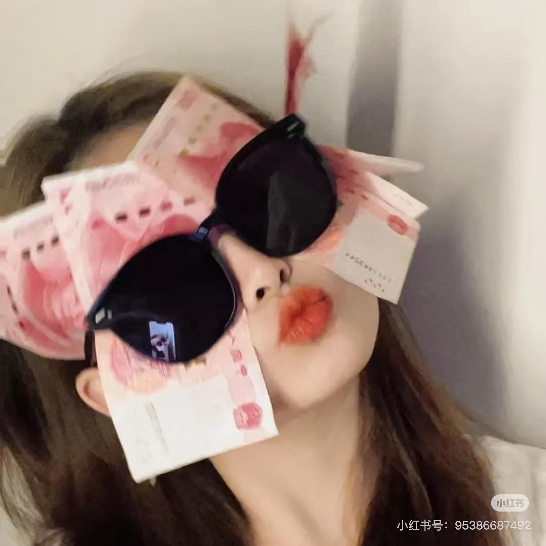 @媛媛  🍓「橱窗营业中」