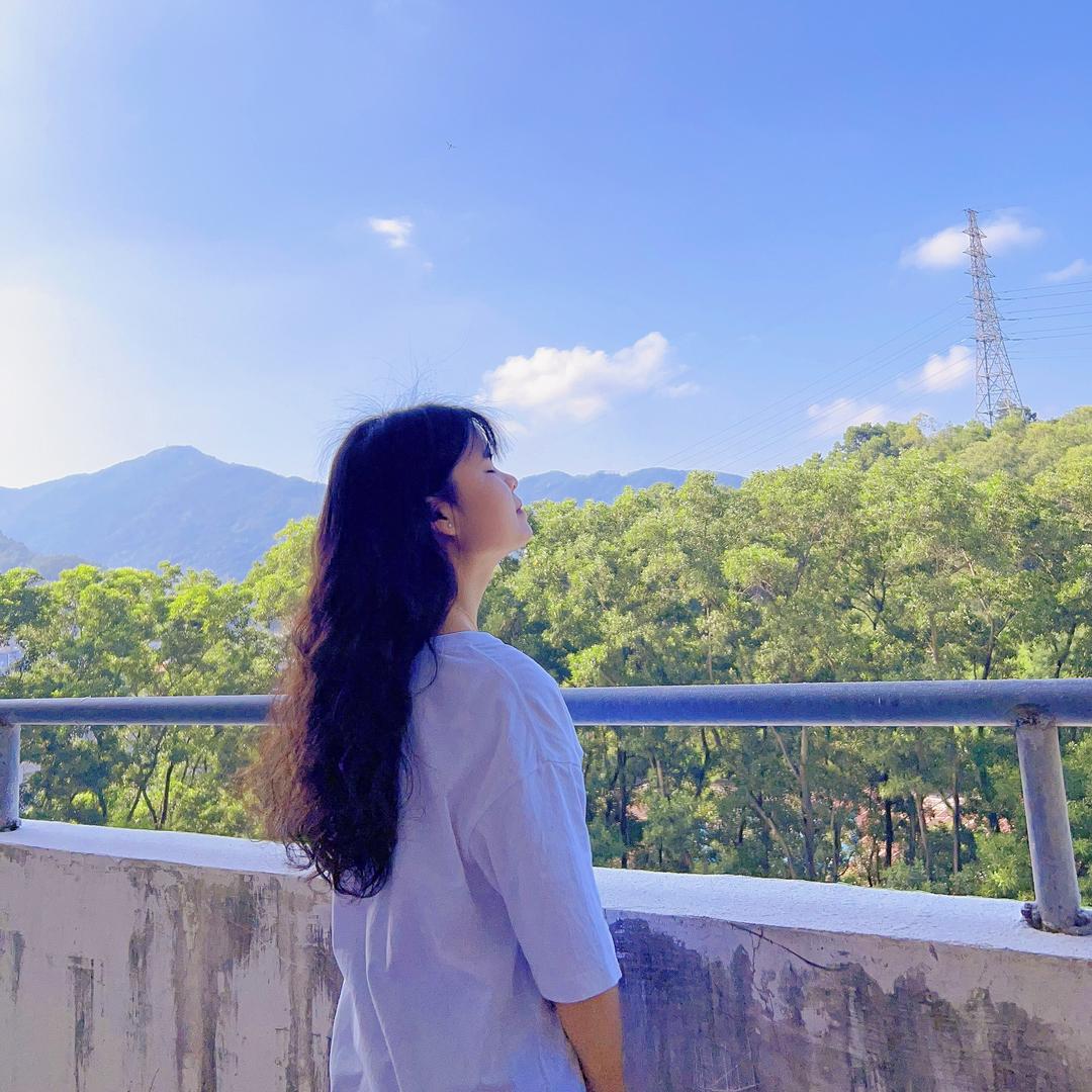 小龙妞～