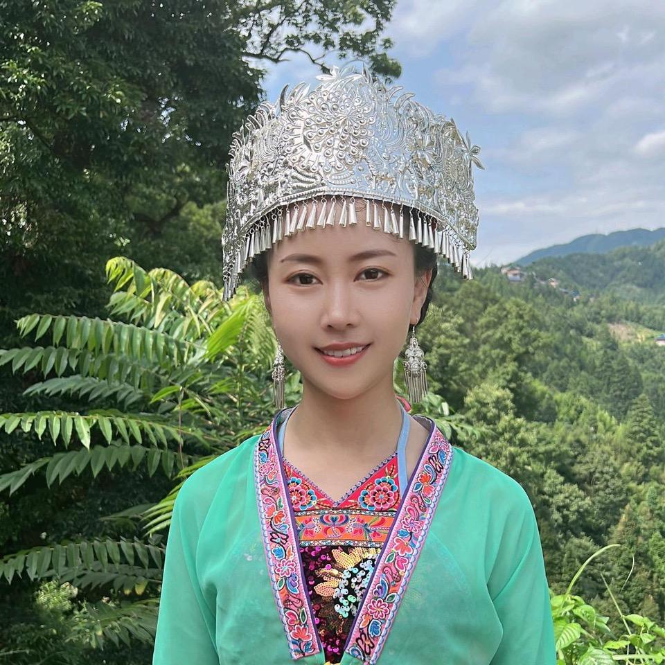 穿青姐（在越南）