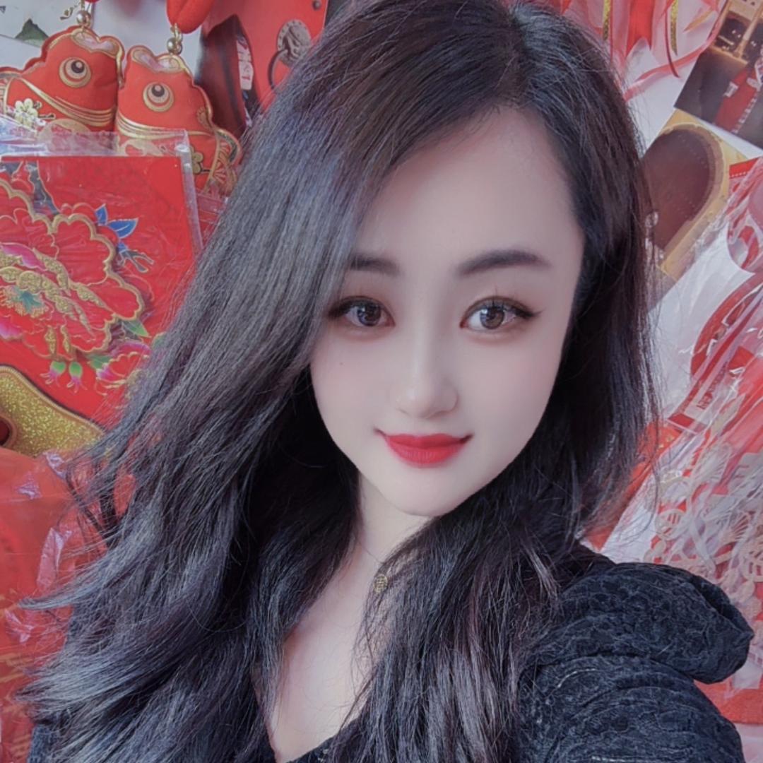 芳芳吖