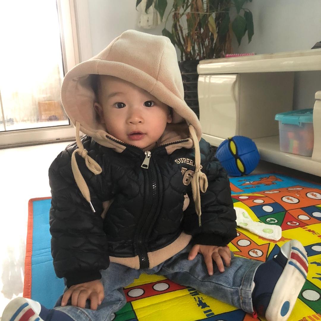 家有一女