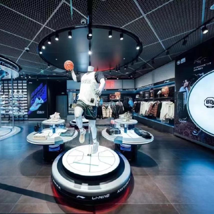运动鞋服展架道具厂