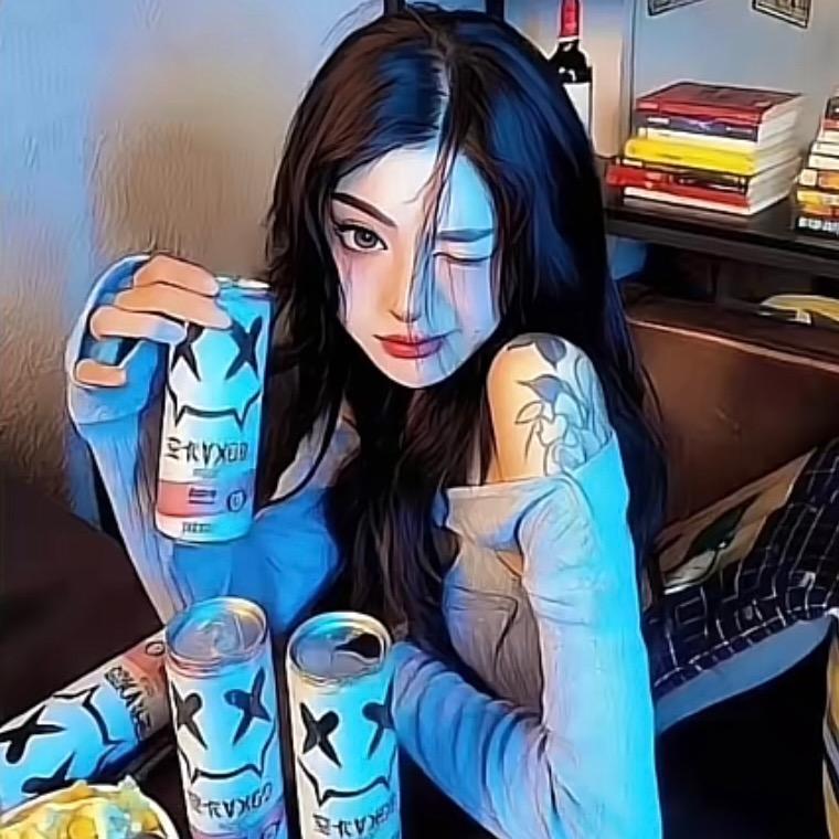 一只小锦李🐳